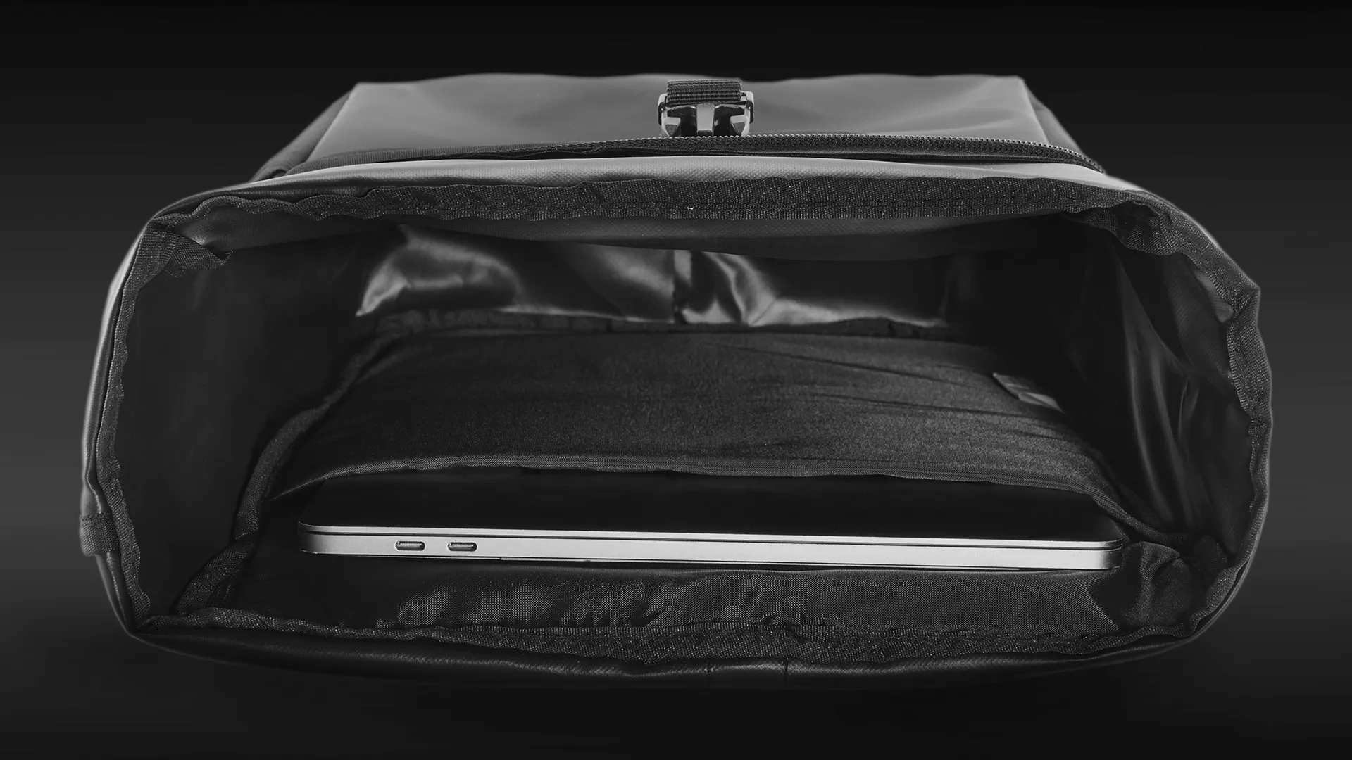 Rolltop Rucksack von SC7